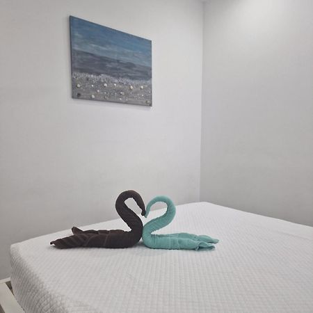 Barcelona,Apartamento Con Terraza Apartment L'Hospitalet de Llobregat Ngoại thất bức ảnh