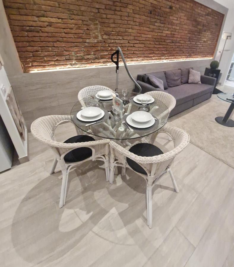 Barcelona,Apartamento Con Terraza Apartment L'Hospitalet de Llobregat Ngoại thất bức ảnh