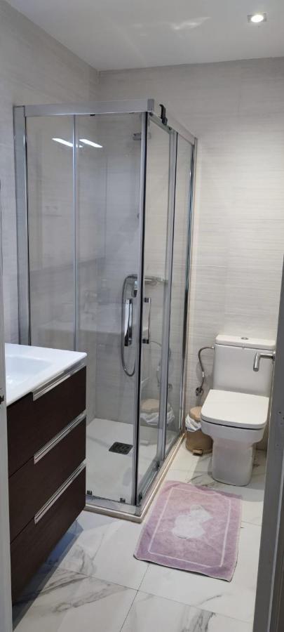Barcelona,Apartamento Con Terraza Apartment L'Hospitalet de Llobregat Ngoại thất bức ảnh