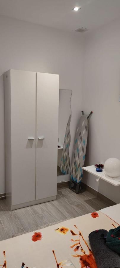 Barcelona,Apartamento Con Terraza Apartment L'Hospitalet de Llobregat Ngoại thất bức ảnh